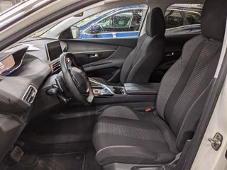 Peugeot 3008 foto 8