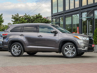 Toyota Highlander foto 4