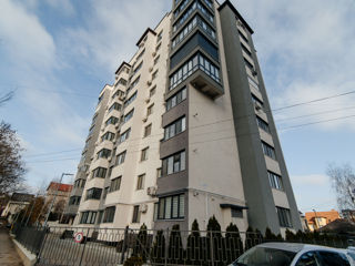 Apartament cu 2 camere, 80 m², Centru, Chișinău foto 9