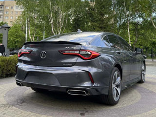 Acura TLX foto 7