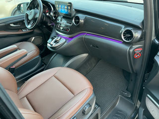Mercedes V-Class foto 12