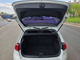 Volkswagen Golf foto 8