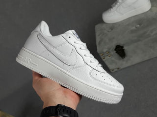 Продам Nike Air force 1