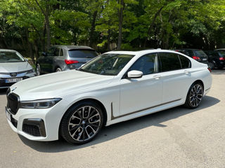 BMW 7 Series foto 8