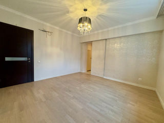 Apartament cu 3 camere, 111 m², Ciocana, Chișinău foto 12