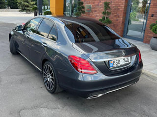 Mercedes C-Class foto 5