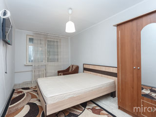 Apartament cu 3 camere, 76 m², Poșta Veche, Chișinău foto 3