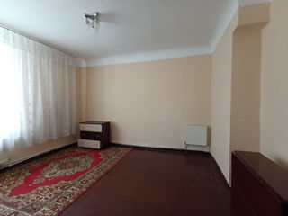 Apartament cu 2 camere, 64 m², 7 cartier, Bălți foto 3