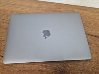 MacBook Air (M1, 2020) 16RAM/256GB (MDM)