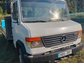 Mercedes Vario 818
