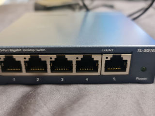 Продаётся свитч  5 port 1000Mbit