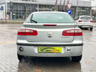 Renault Laguna foto 5