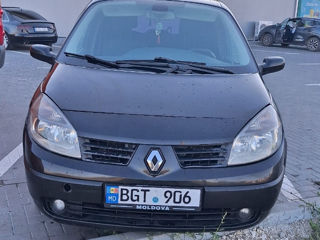 Renault Grand Scenic foto 10