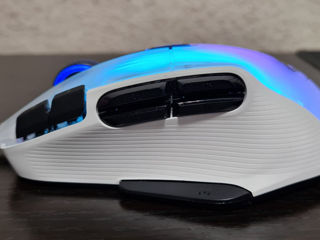 Roccat Kone XP Ergonomic 3D Lighting Gaming Mouse foto 6