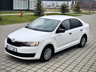 Skoda Rapid foto 2