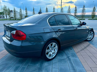 BMW 3 Series foto 5