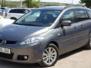 Mazda 5 foto 2