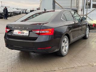 Skoda Superb foto 5