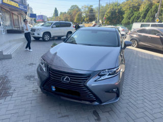 Lexus ES Series