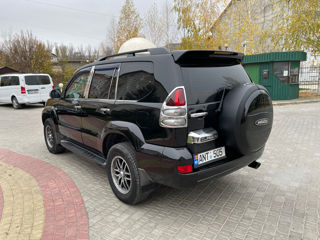 Toyota Land Cruiser Prado foto 4