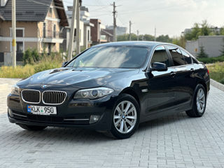 BMW 5 Series foto 1