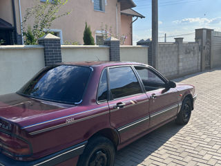 Mitsubishi Galant foto 2