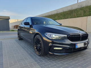 BMW 5 Series foto 10