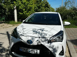 Toyota Yaris foto 1