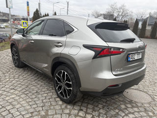 Lexus NX Series foto 5