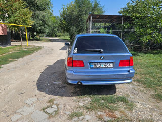 BMW 5 Series foto 5