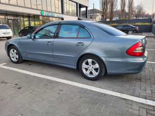 Mercedes E-Class foto 6