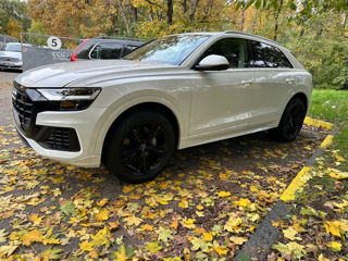 Audi Q8 foto 2