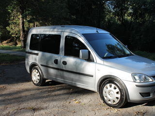 Opel Combo foto 2