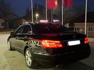 Mercedes E-Class foto 4