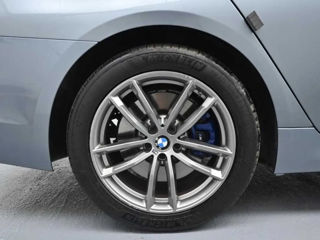 BMW 5 Series foto 20