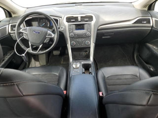 Ford Mondeo foto 8