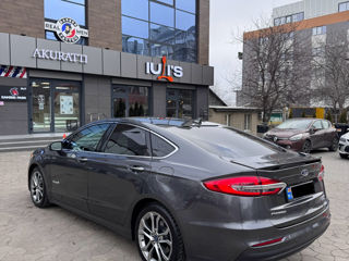 Ford Fusion foto 5