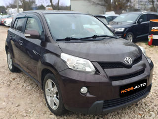 Toyota Urban Cruiser foto 2