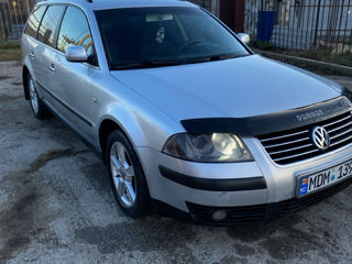 Volkswagen Passat foto 2