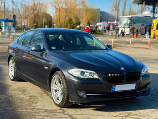 BMW 5 Series foto 3