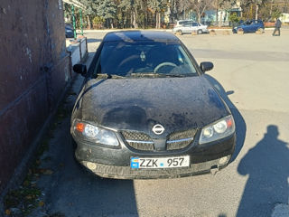 Nissan Almera foto 4