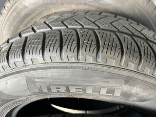 Pirelli 215/65/16 iarna foto 6