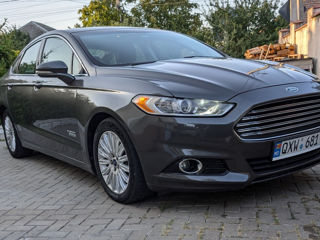 Ford Fusion foto 7