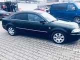 Volkswagen Passat foto 1