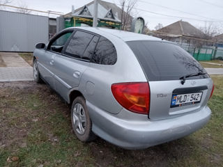 KIA Rio foto 2