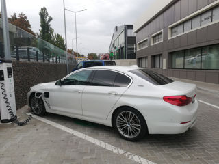 BMW 5 Series foto 8