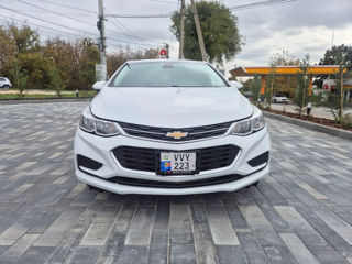 Chevrolet Cruze foto 2