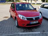 Dacia Sandero foto 1