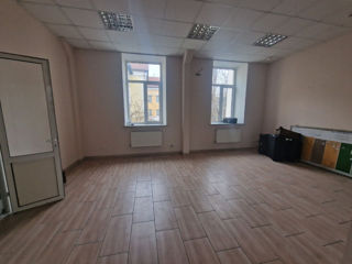 Apartament cu 3 camere, 100 m², Centru, Chișinău foto 3