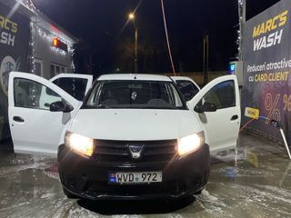 Dacia Logan foto 2